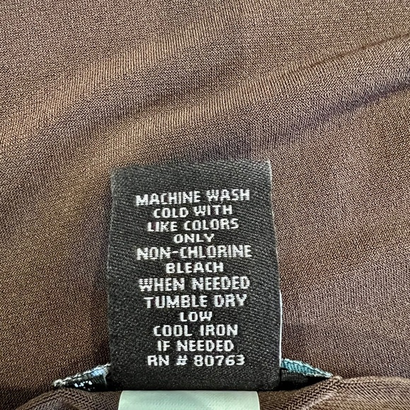 Fitting ruched long dress in brown - Picture 7 of 7